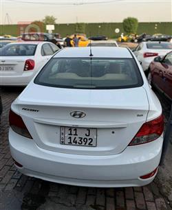 هیوندای ئەکسنت